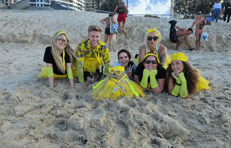 Gold Coast Amazing Race hosted by Tailored Team Building