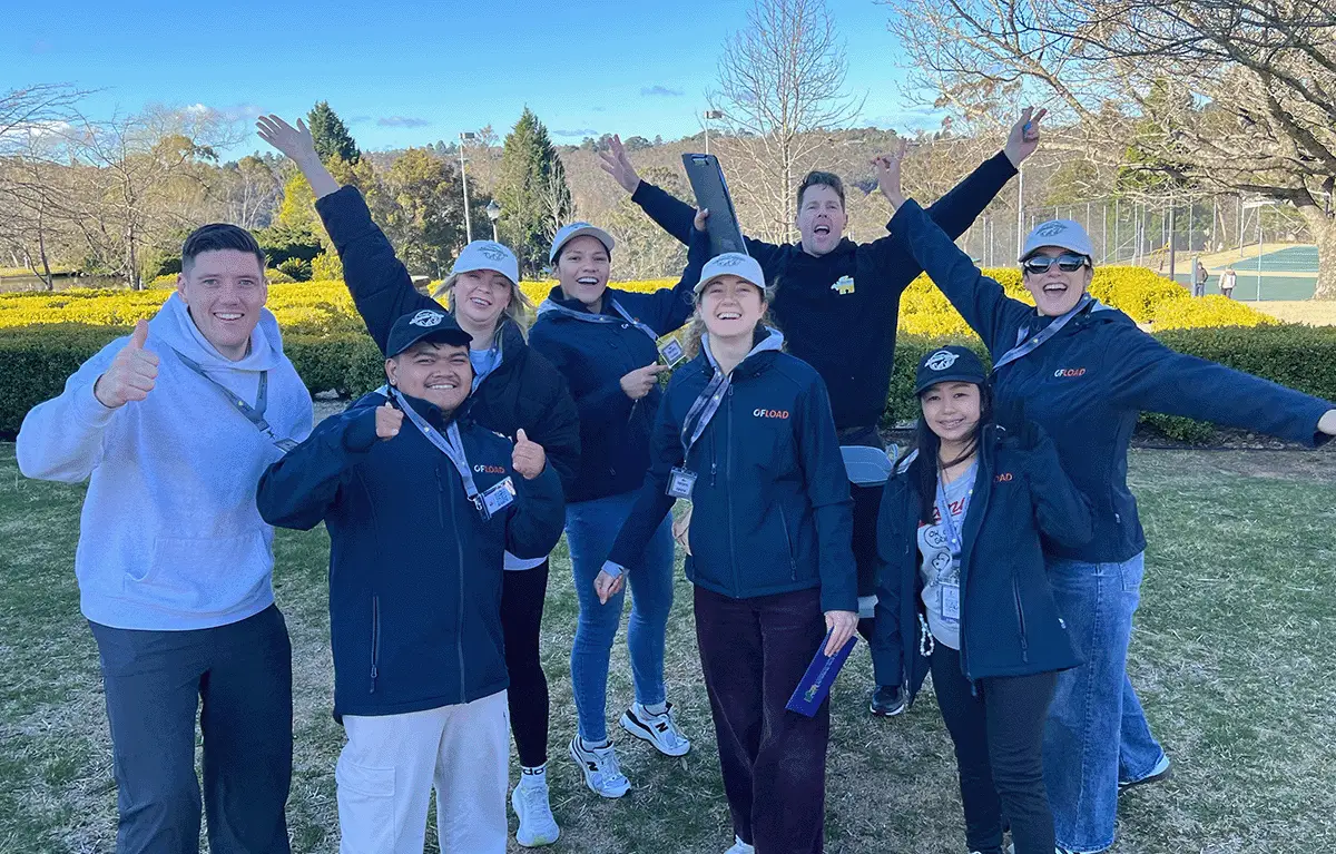 Large corporate group enjoying a nature-inspired Amazing Race team building day in the Blue Mountains